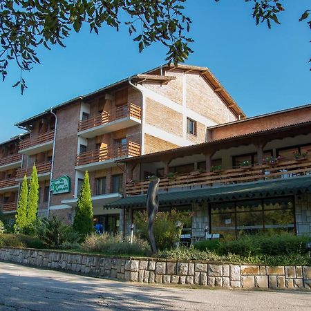 Tourist Center Momina Krepost Otel Tırnova Dış mekan fotoğraf