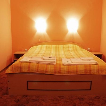 Tourist Center Momina Krepost Otel Tırnova Dış mekan fotoğraf