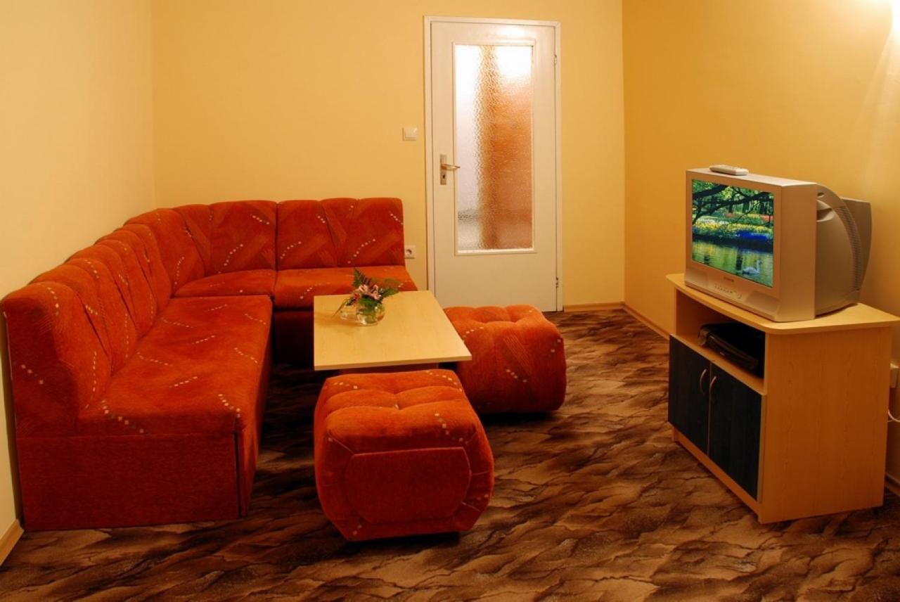 Tourist Center Momina Krepost Otel Tırnova Dış mekan fotoğraf