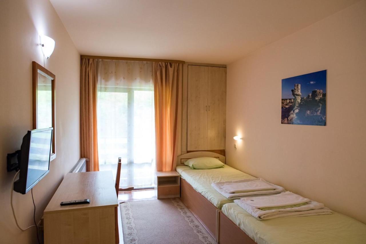 Tourist Center Momina Krepost Otel Tırnova Dış mekan fotoğraf