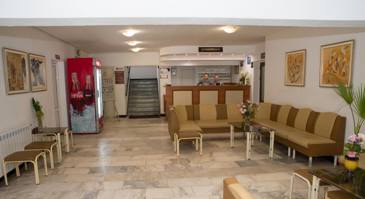 Tourist Center Momina Krepost Otel Tırnova Dış mekan fotoğraf